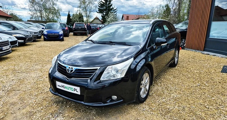 Toyota Avensis cena 24900 przebieg: 227000, rok produkcji 2009 z Śrem małe 781